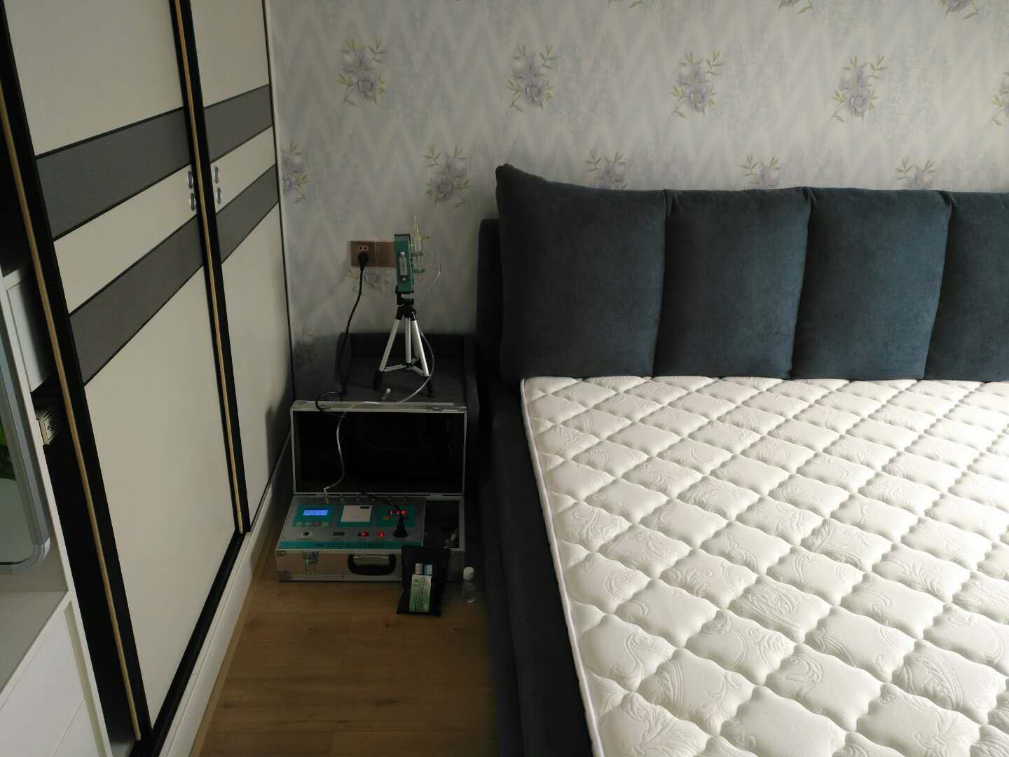 武漢市嘉凈鴻環(huán)?？萍加邢薰? style=