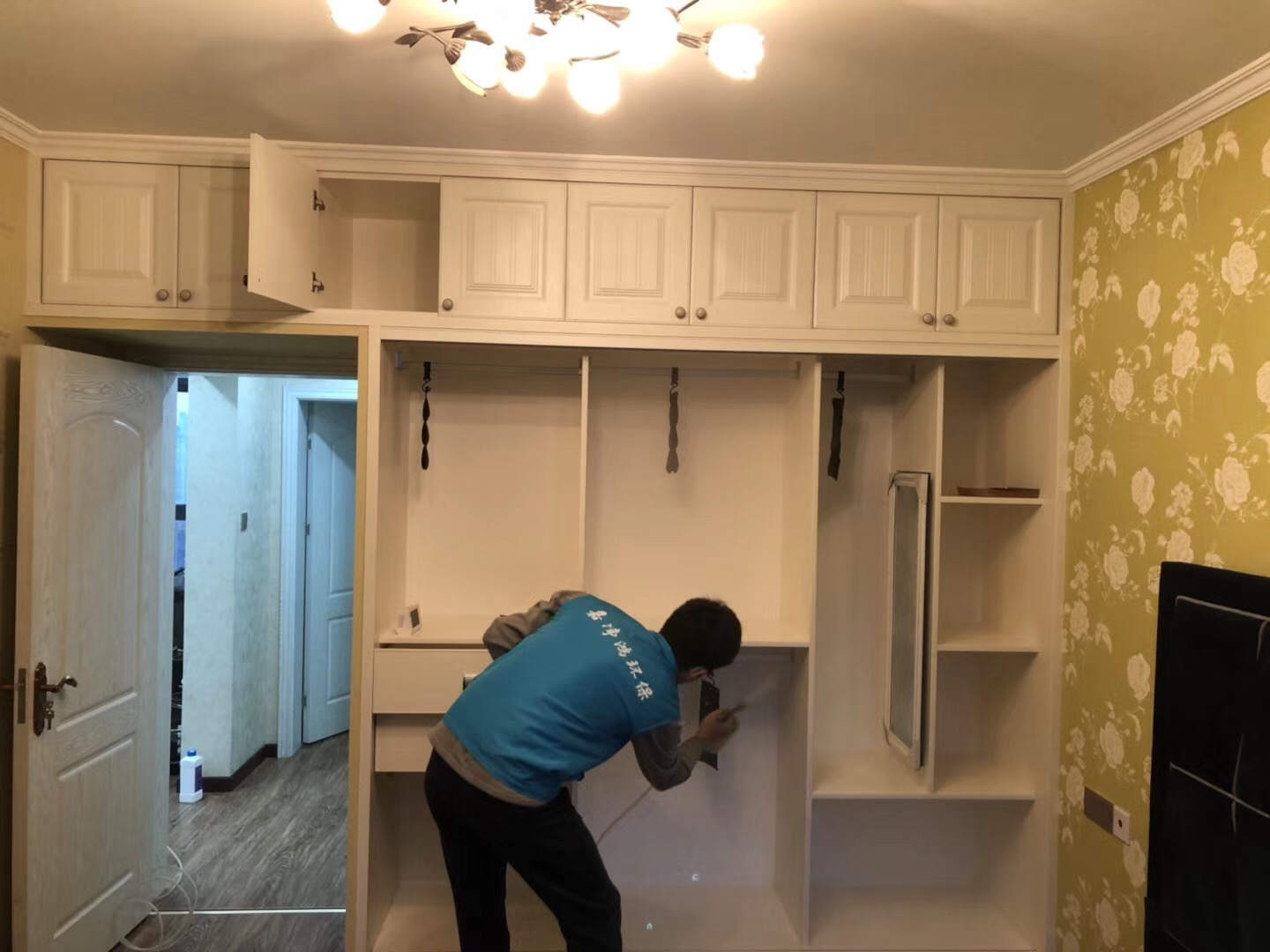 武漢市嘉凈鴻環(huán)?？萍加邢薰? style=