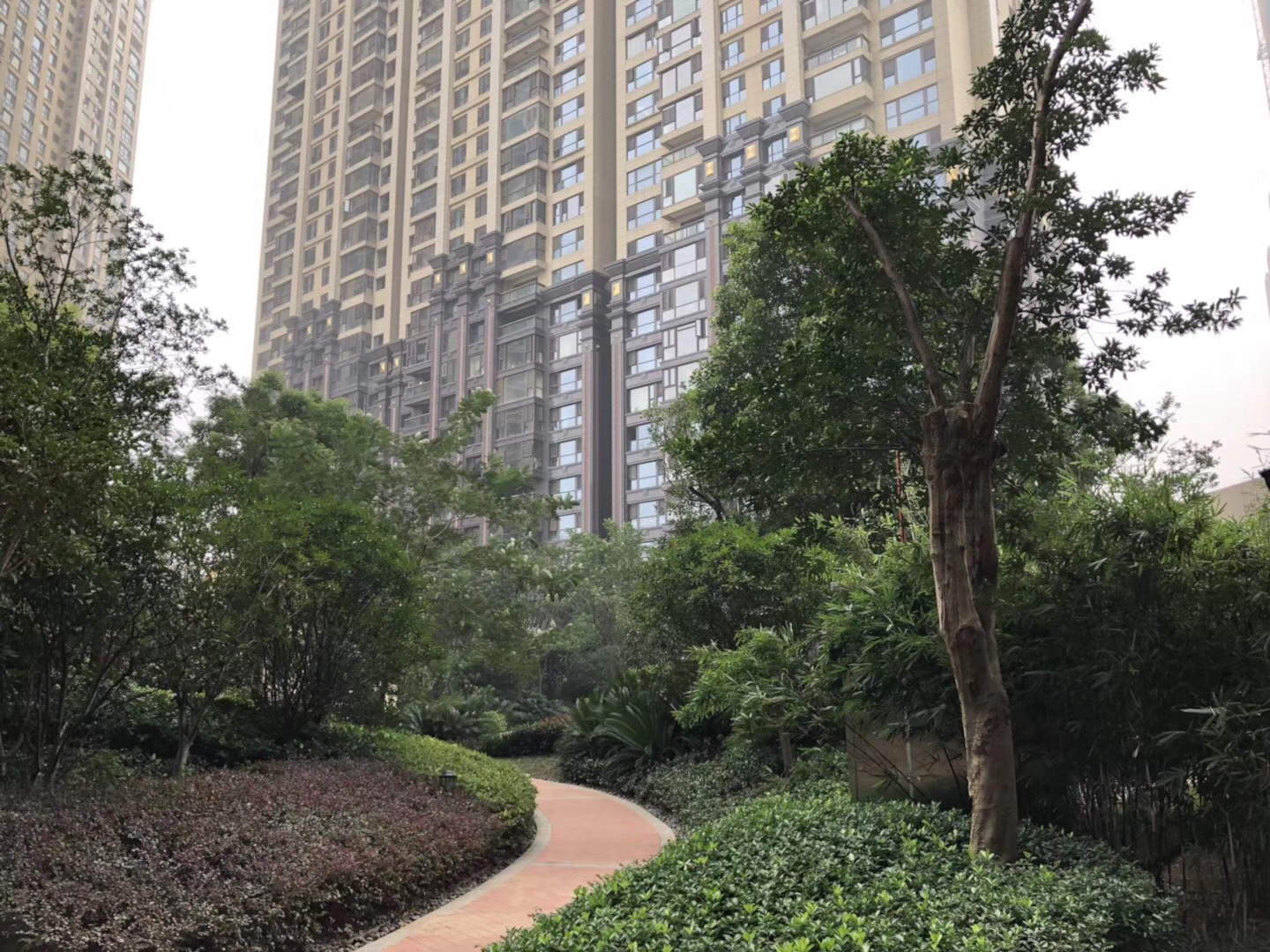 武漢市嘉凈鴻環(huán)?？萍加邢薰? style=