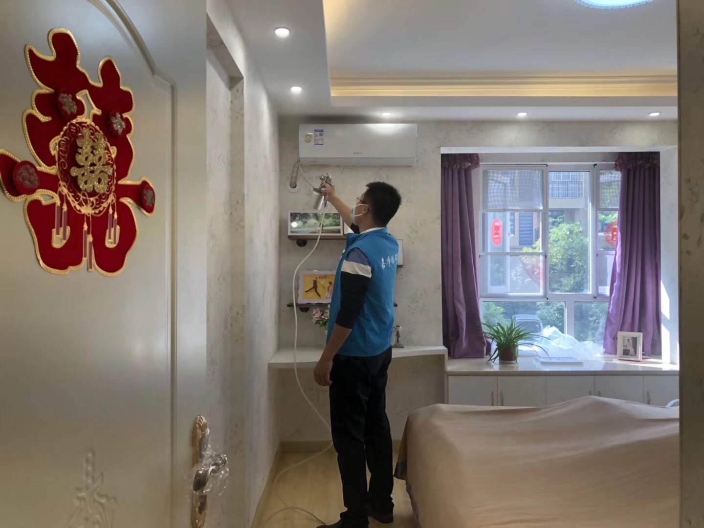 武漢市嘉凈鴻環(huán)?？萍加邢薰? style=