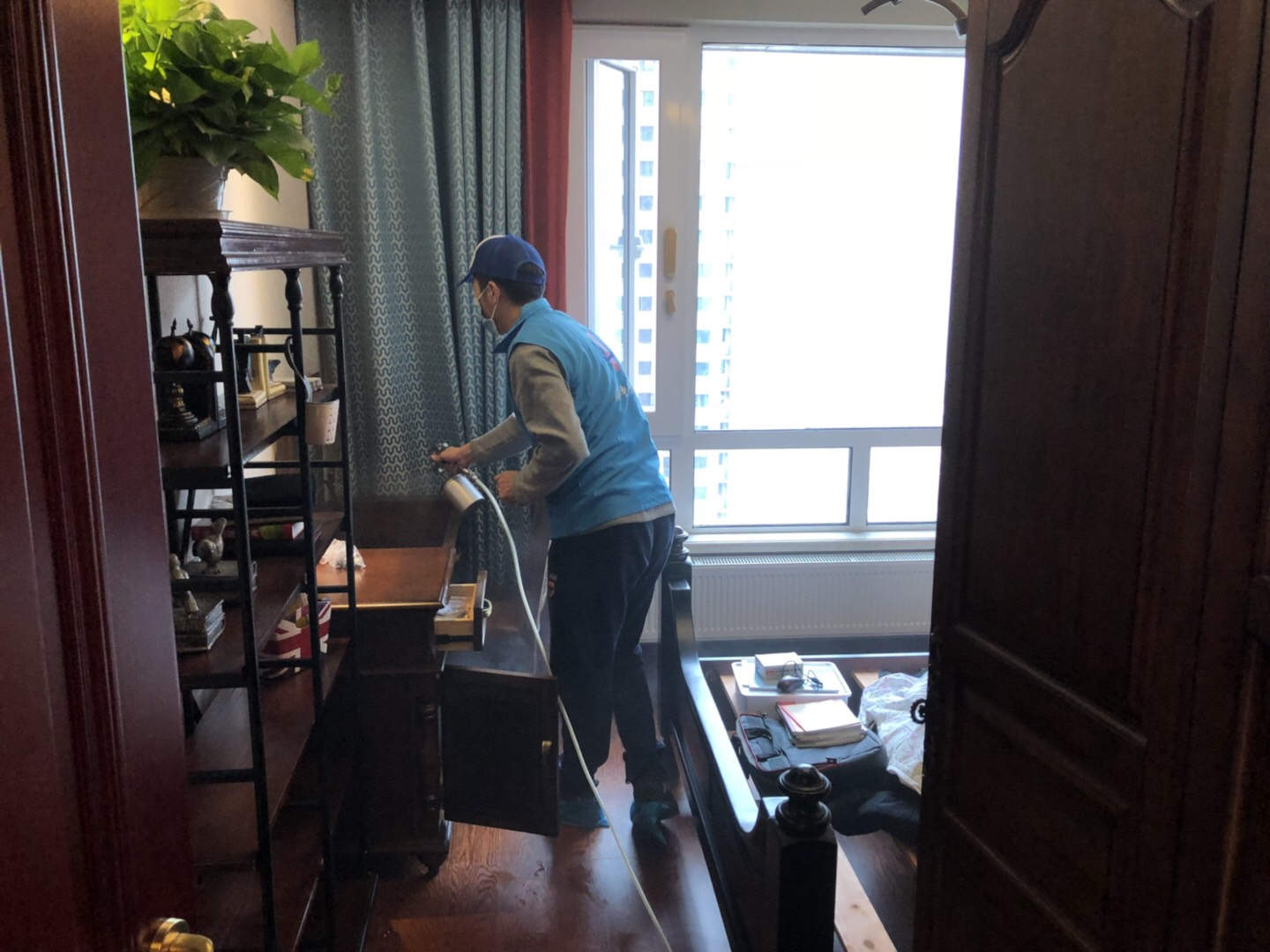 武漢市嘉凈鴻環(huán)?？萍加邢薰? style=