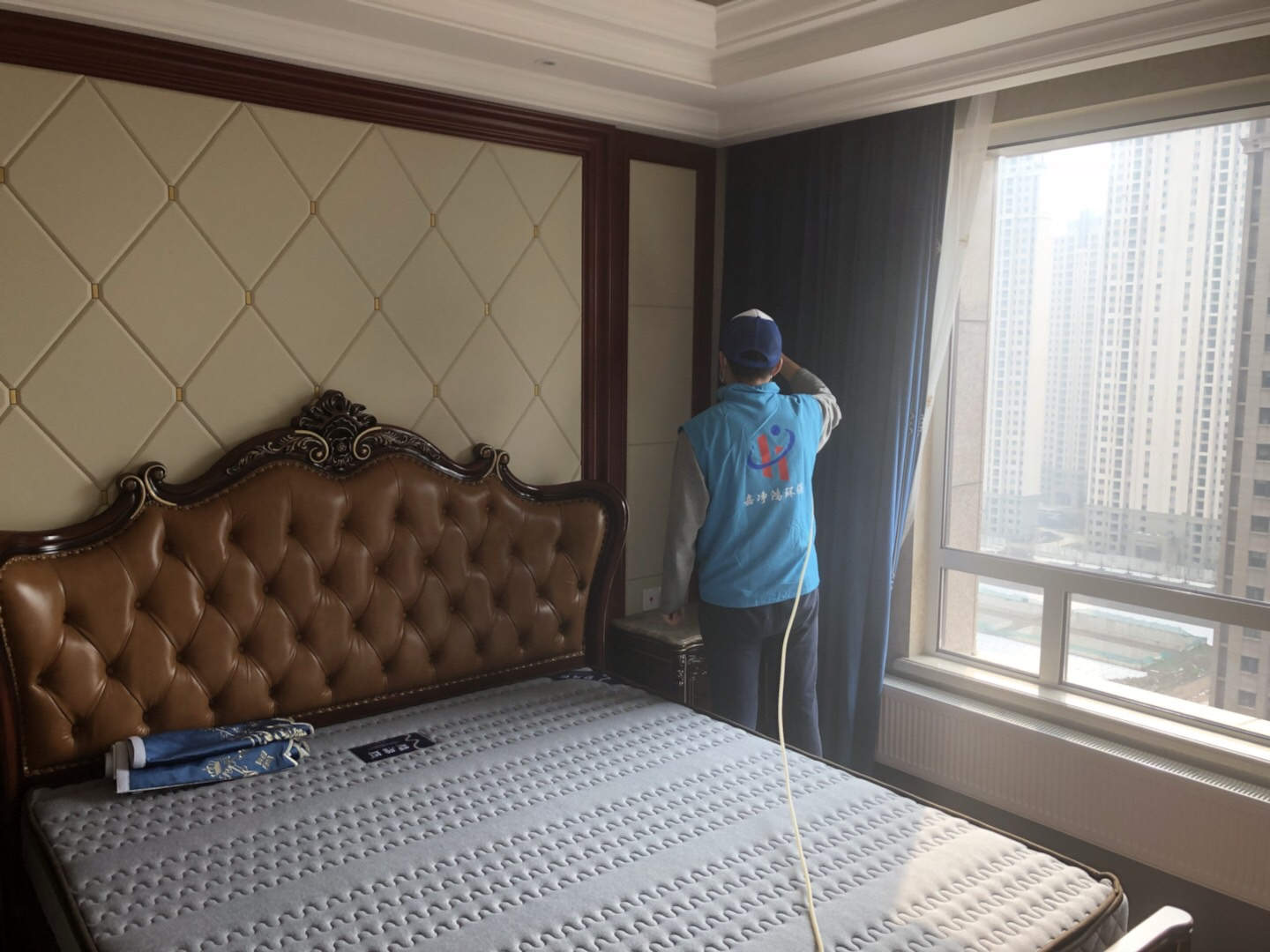 武漢市嘉凈鴻環(huán)?？萍加邢薰? style=