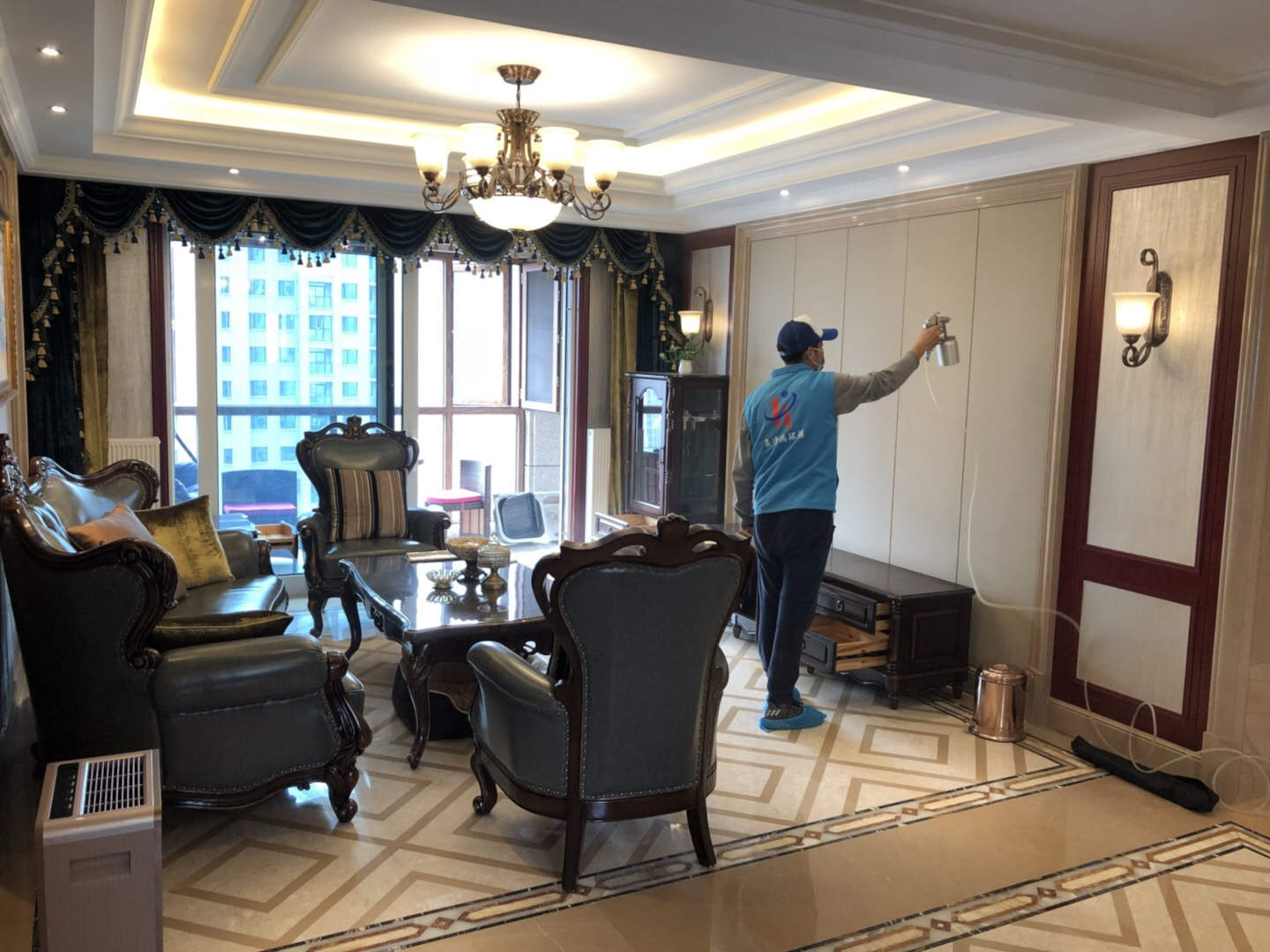 武漢市嘉凈鴻環(huán)?？萍加邢薰? style=