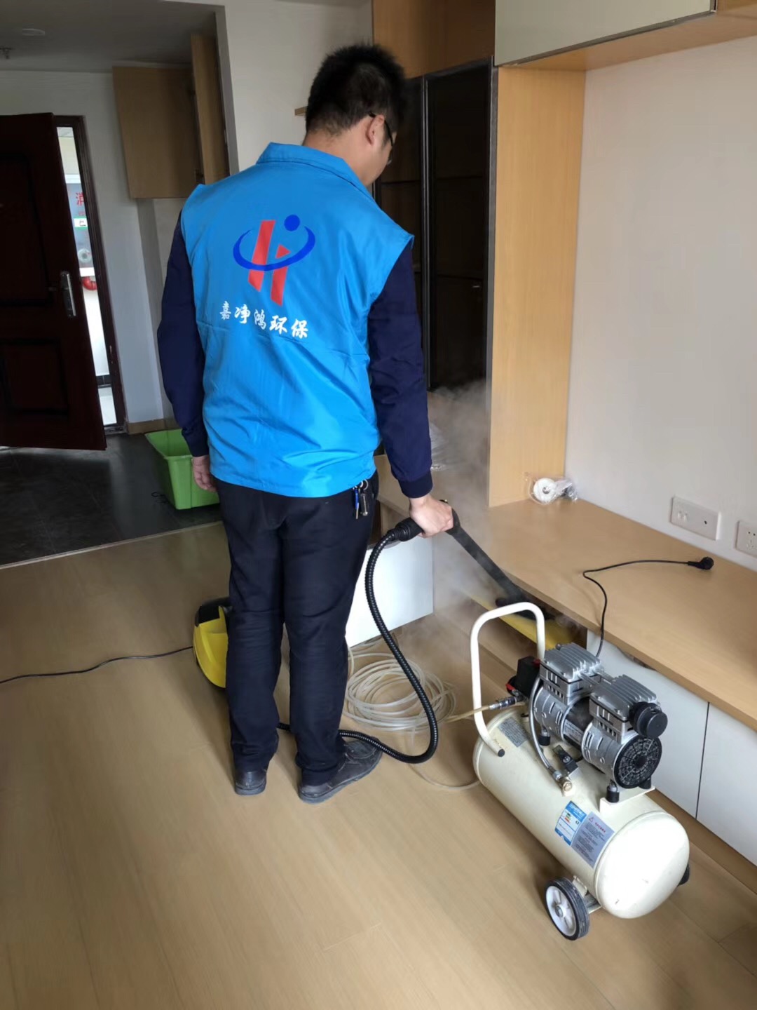 武漢市嘉凈鴻環(huán)?？萍加邢薰? style=