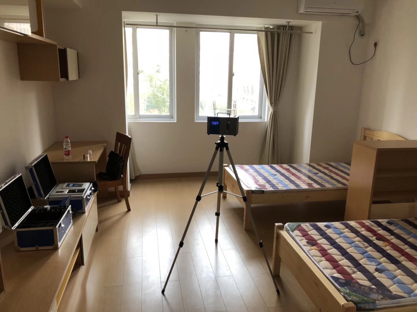 武漢市嘉凈鴻環(huán)?？萍加邢薰? style=