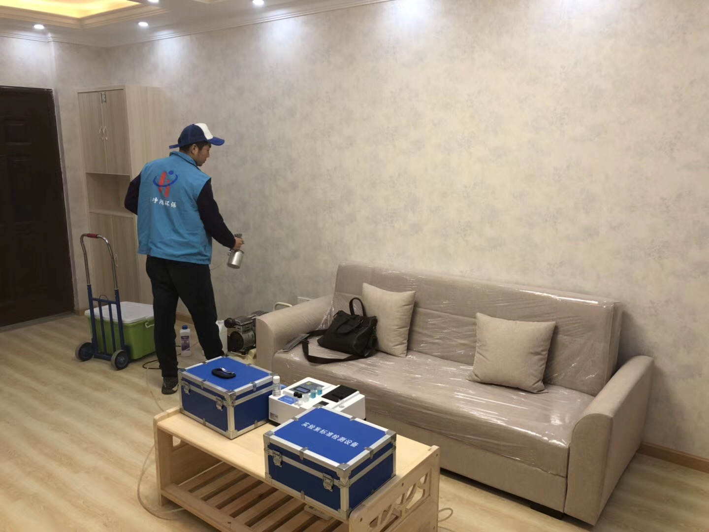 武漢市嘉凈鴻環(huán)?？萍加邢薰? style=