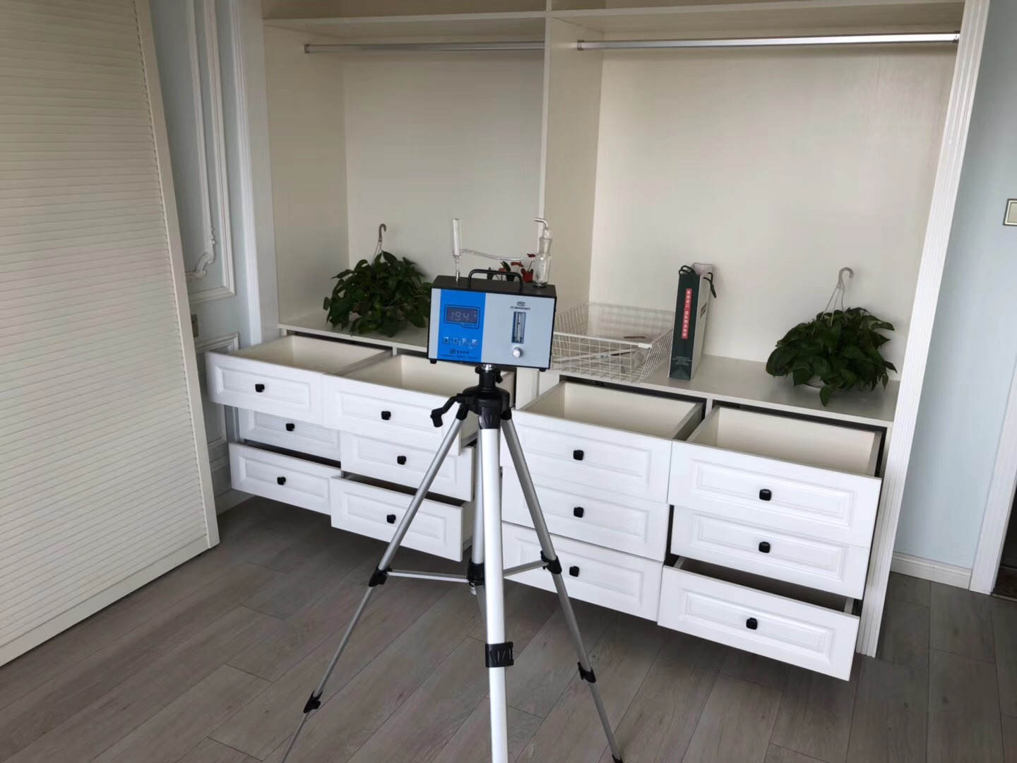 武漢市嘉凈鴻環(huán)?？萍加邢薰? style=