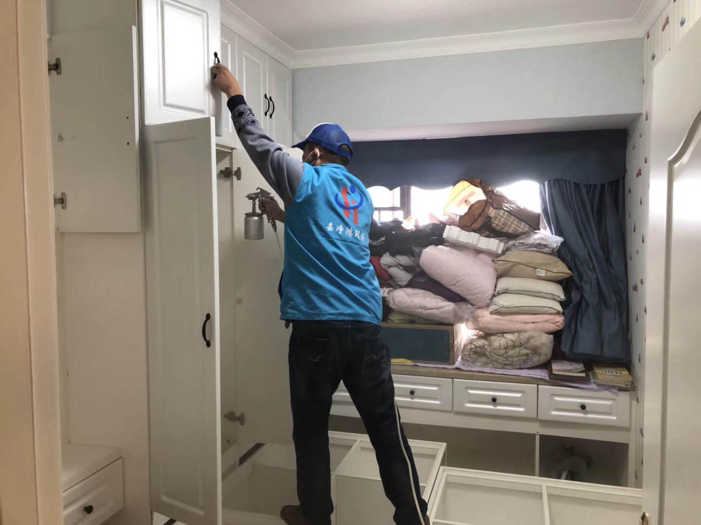 武漢市嘉凈鴻環(huán)?？萍加邢薰? style=