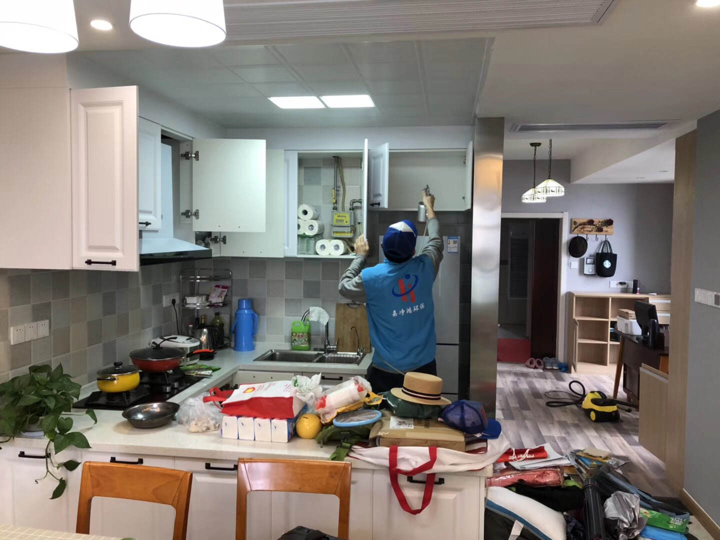 武漢市嘉凈鴻環(huán)?？萍加邢薰? style=