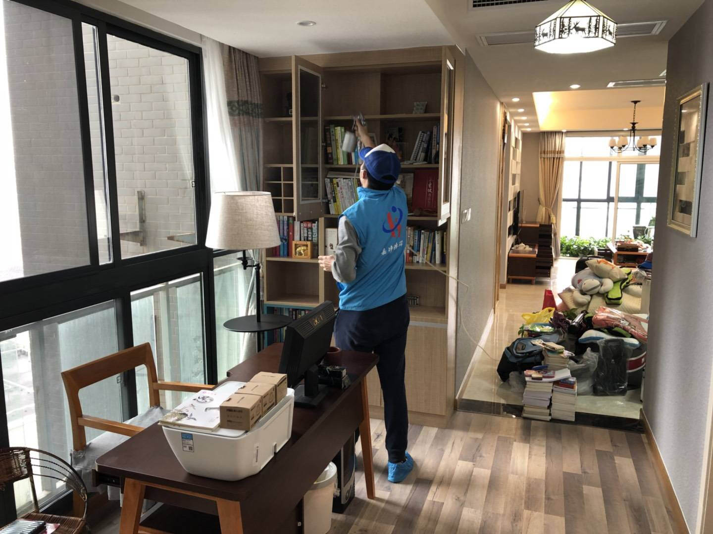 武漢市嘉凈鴻環(huán)?？萍加邢薰? style=