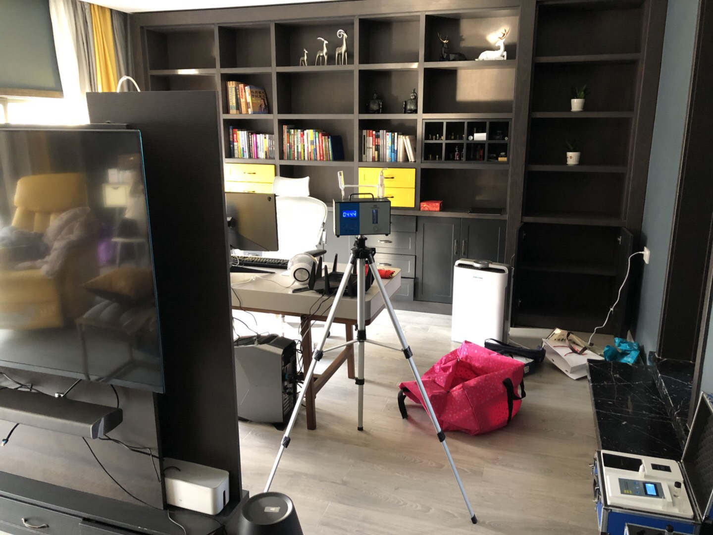 武漢市嘉凈鴻環(huán)?？萍加邢薰? style=