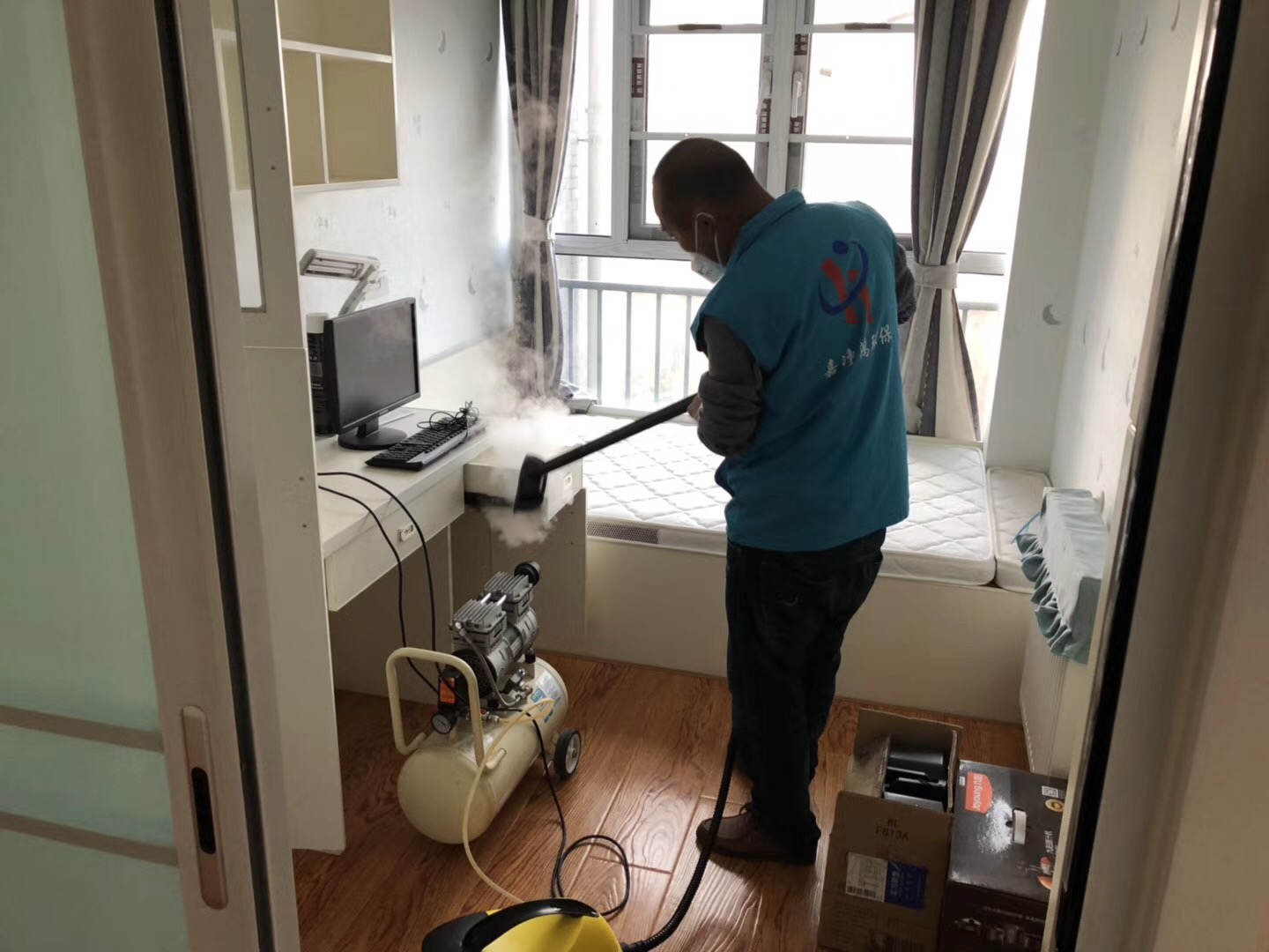 武漢市嘉凈鴻環(huán)?？萍加邢薰? style=