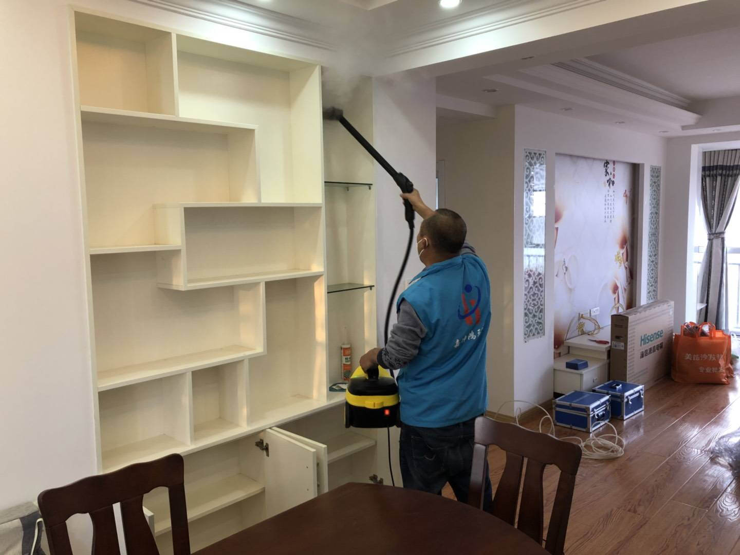 武漢市嘉凈鴻環(huán)?？萍加邢薰? style=