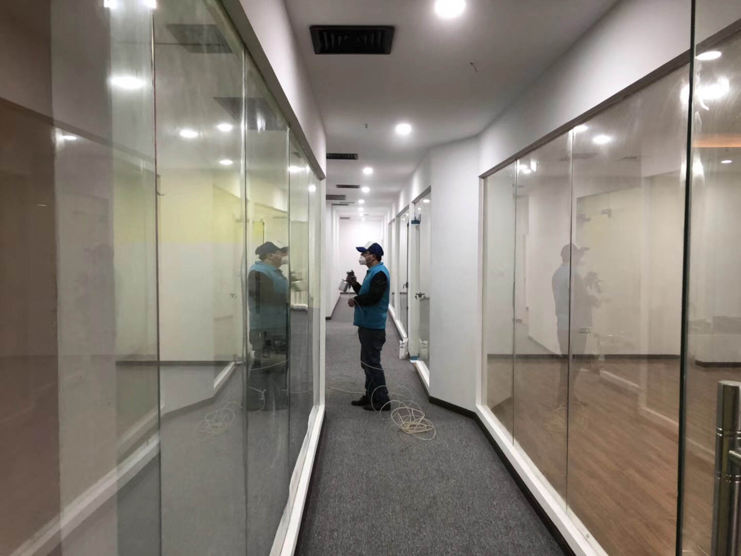 武漢市嘉凈鴻環(huán)?？萍加邢薰? style=