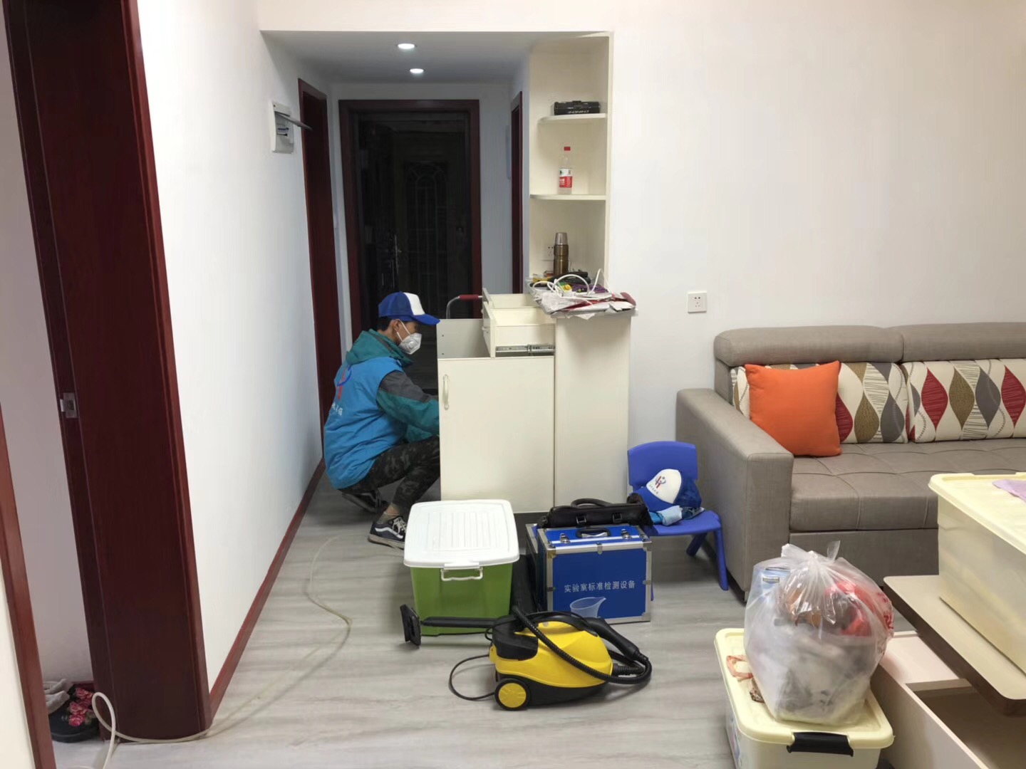 武漢市嘉凈鴻環(huán)?？萍加邢薰? style=