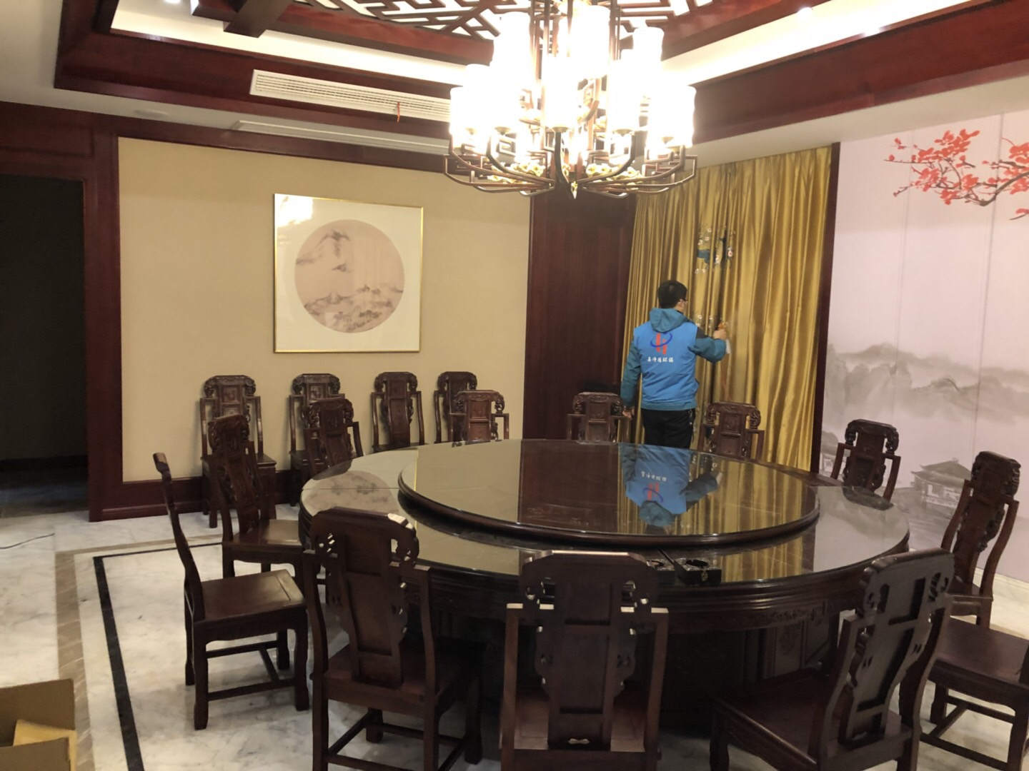 武漢市嘉凈鴻環(huán)?？萍加邢薰? style=