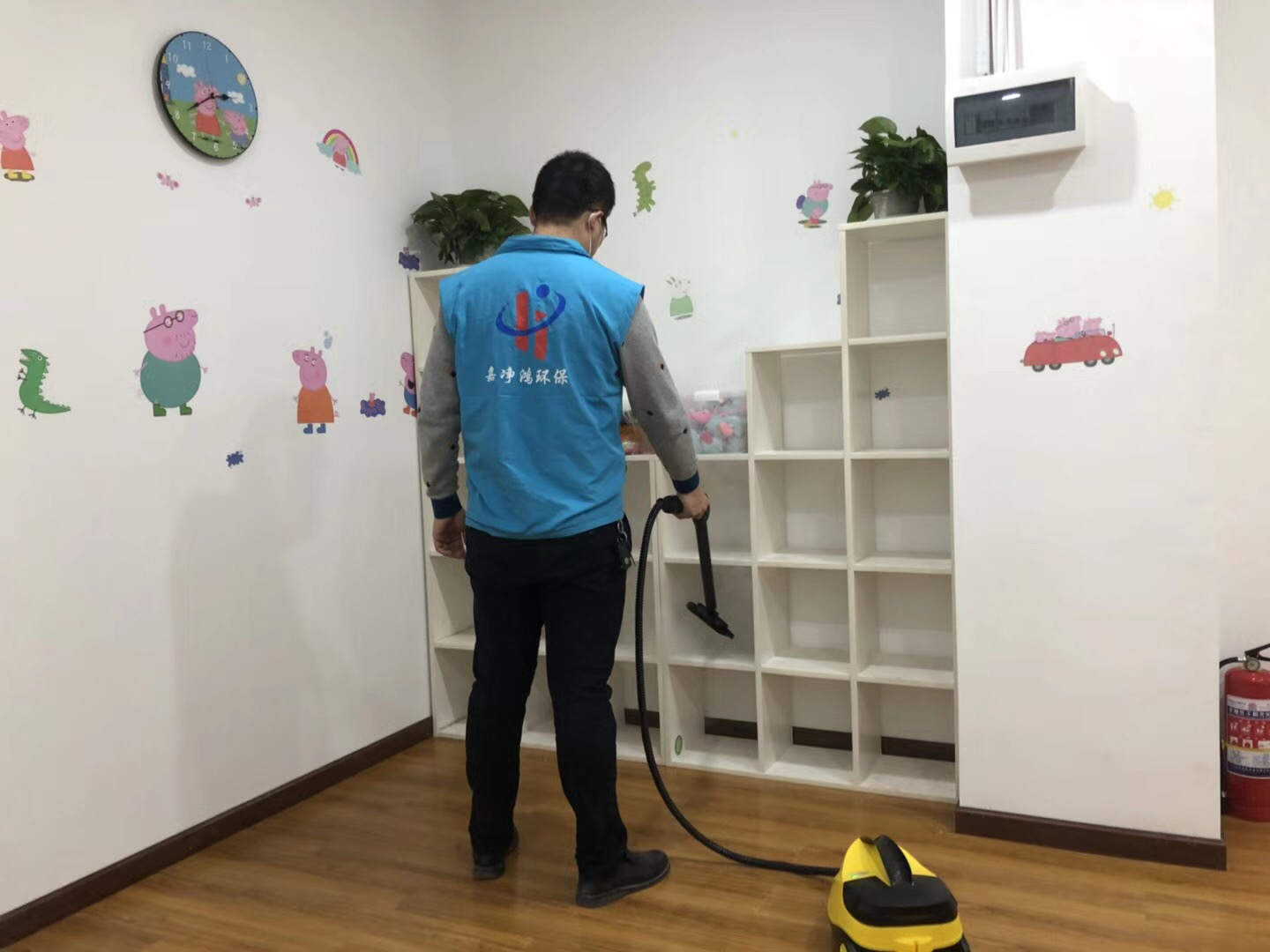 武漢市嘉凈鴻環(huán)?？萍加邢薰? style=