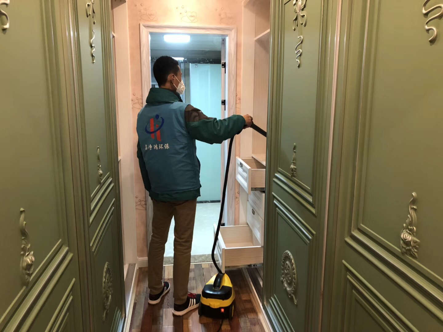 武漢市嘉凈鴻環(huán)?？萍加邢薰? style=