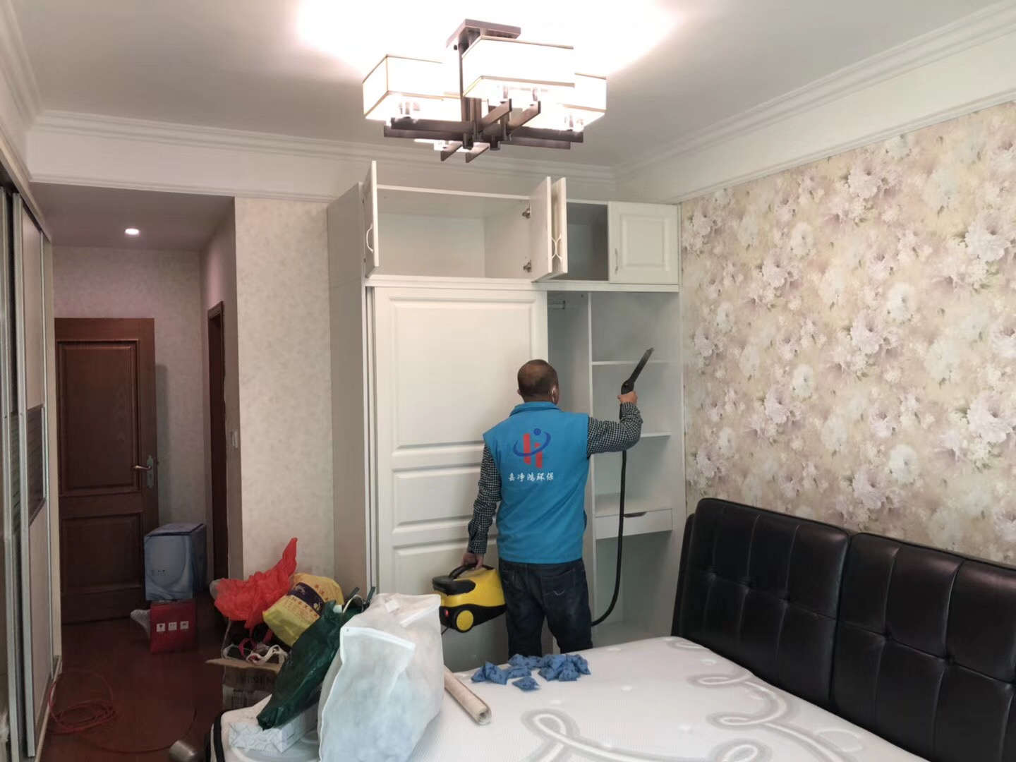 武漢市嘉凈鴻環(huán)?？萍加邢薰? style=