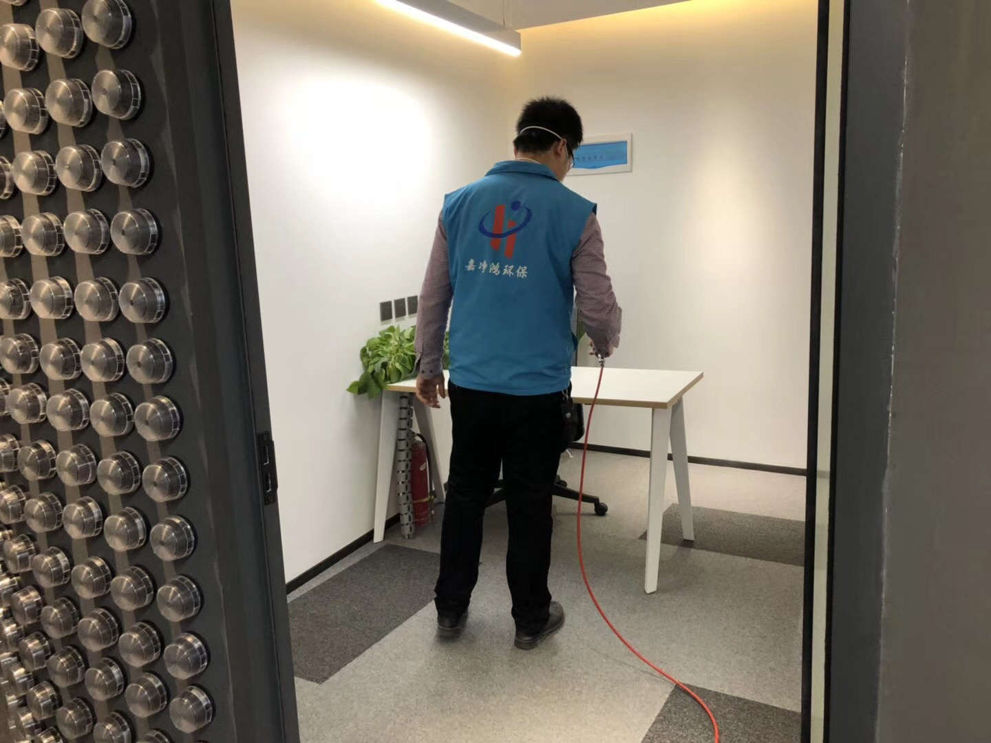 武漢市嘉凈鴻環(huán)?？萍加邢薰? style=