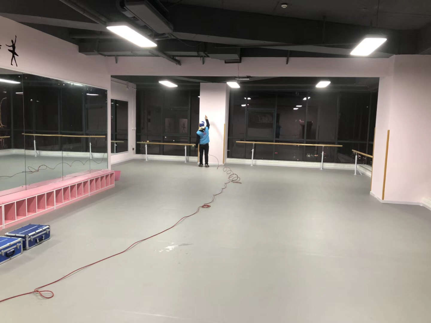 武漢市嘉凈鴻環(huán)?？萍加邢薰? style=