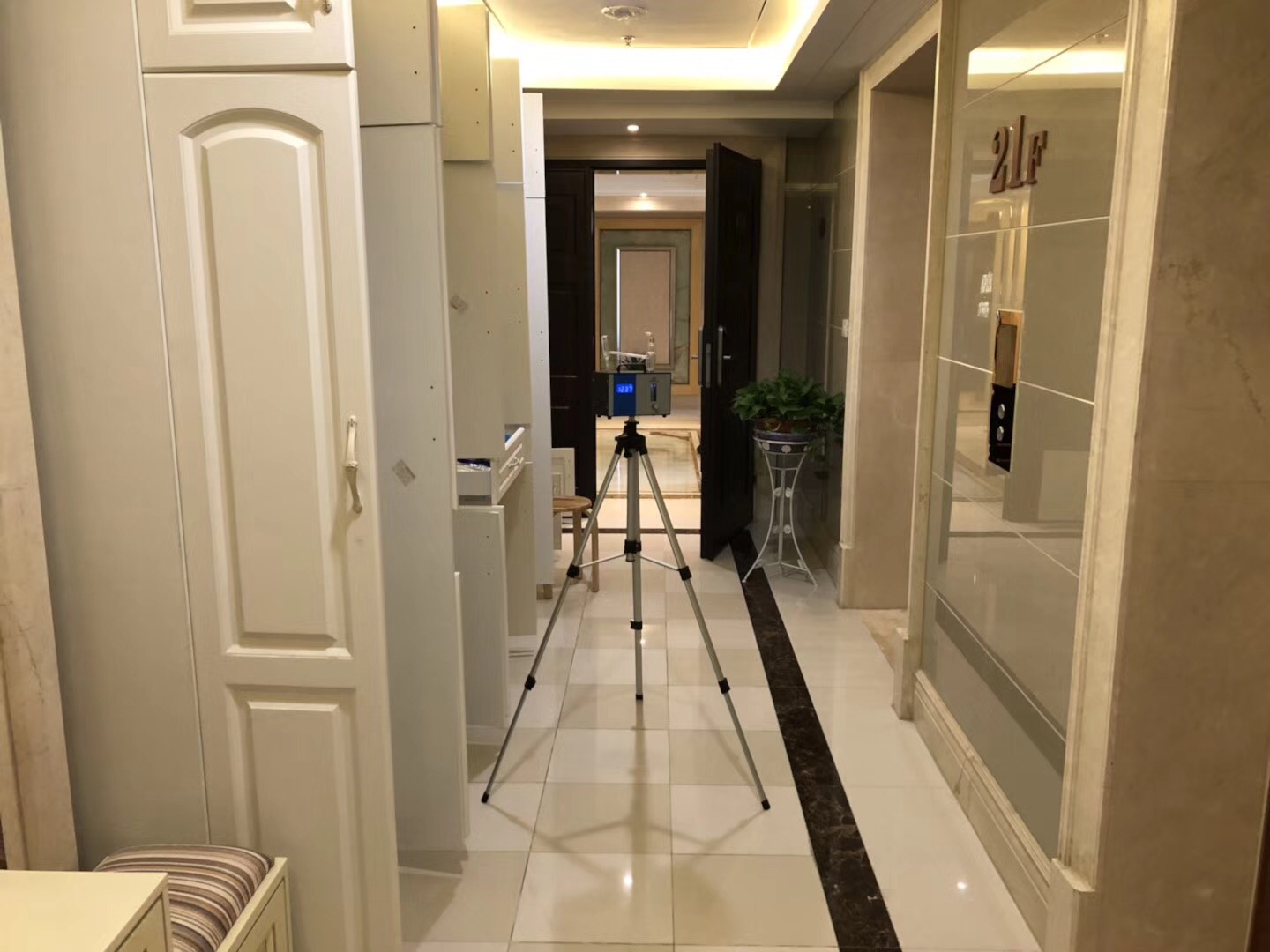 武漢市嘉凈鴻環(huán)?？萍加邢薰? style=