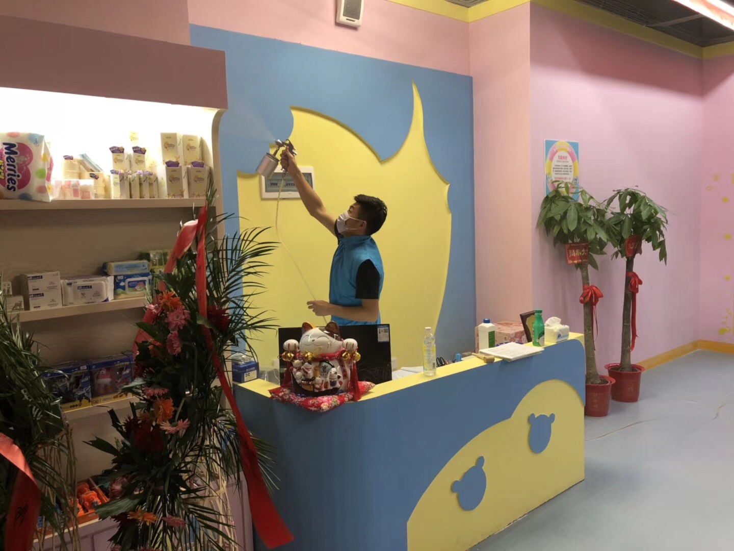 武漢市嘉凈鴻環(huán)?？萍加邢薰? style=