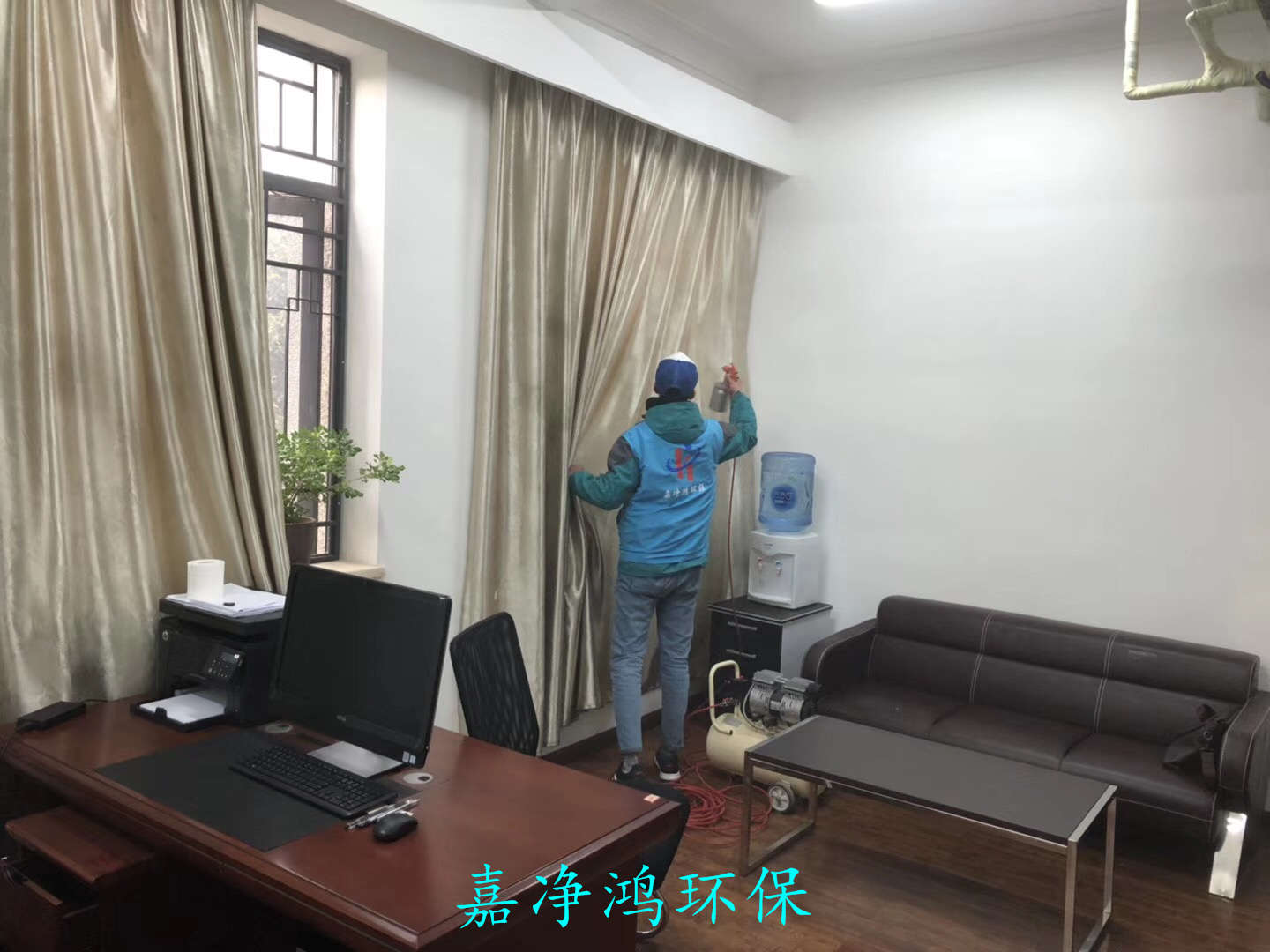 武漢市嘉凈鴻環(huán)?？萍加邢薰? style=