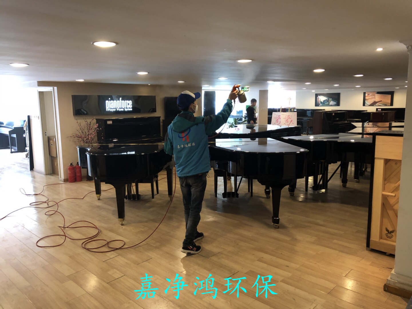 武漢市嘉凈鴻環(huán)?？萍加邢薰? style=