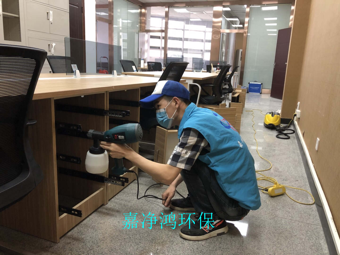 武漢市嘉凈鴻環(huán)?？萍加邢薰? style=