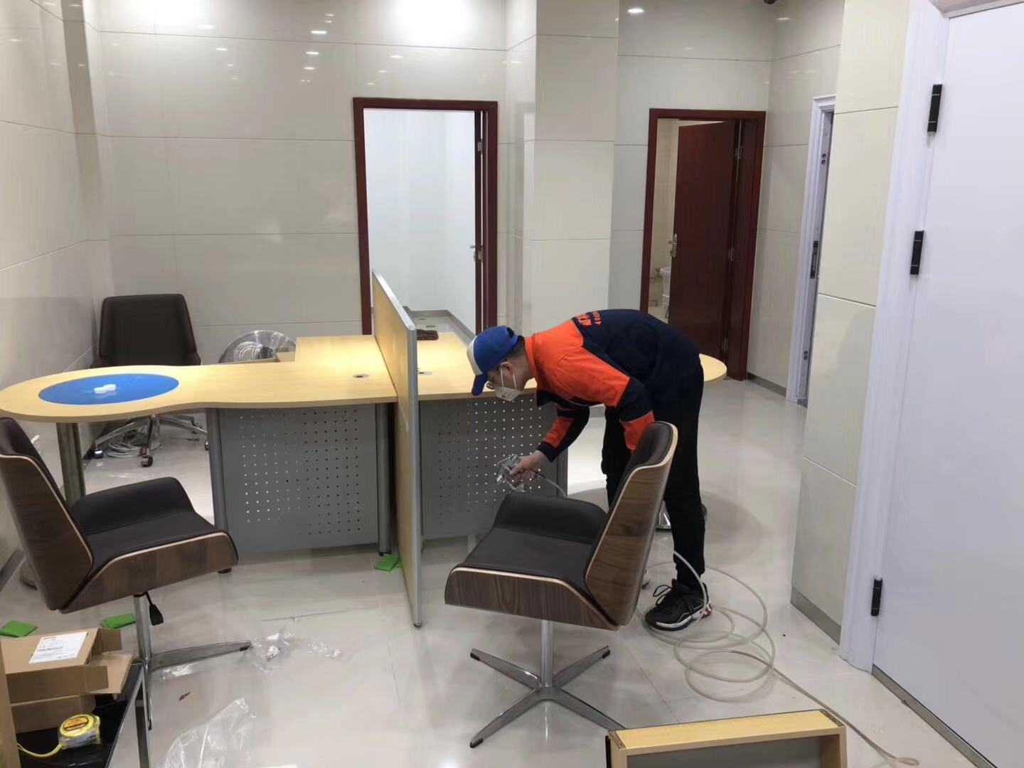 武漢市嘉凈鴻環(huán)?？萍加邢薰? style=